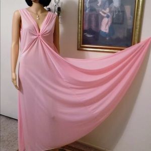 VTG 1960 LUCIE ANN PINK Cape  Nightgown
